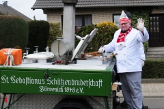 Zug-Bür-13